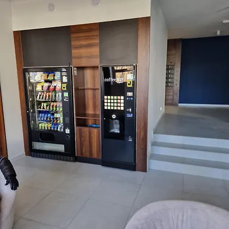 Whiteblue Garden & Sauna & Fitness דירה קולובז'ג